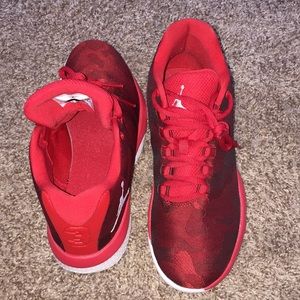 Boys basketball ball shoes